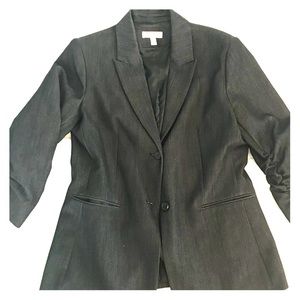 Grey Calvin Klein blazer. 3/4 length sleeves.